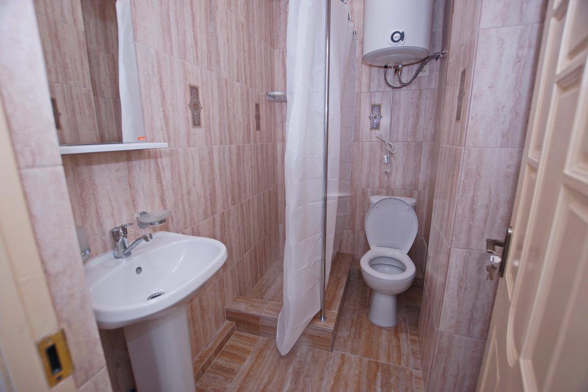Guest House Belyi Lebed Sukhumi Bagian luar foto